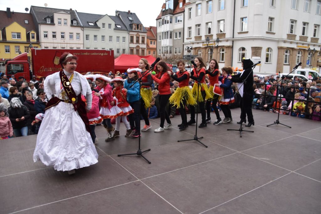 Die Rosenmontagsparty auf dem Obermarkt